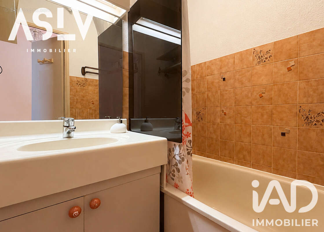 Appartement 28 m² à Six-Fours-Les-Plages  - photo 5