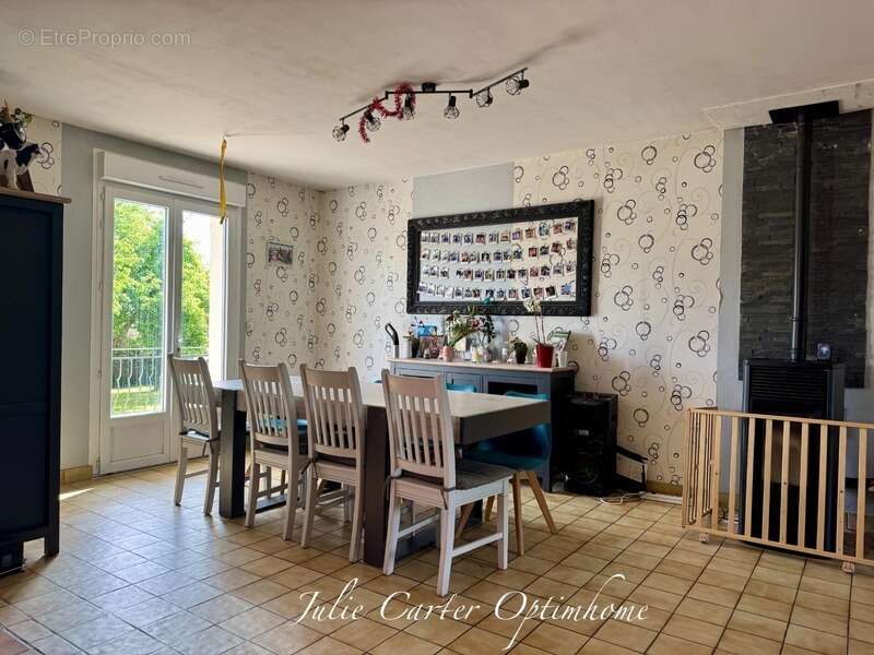 Maison à ARQUENAY