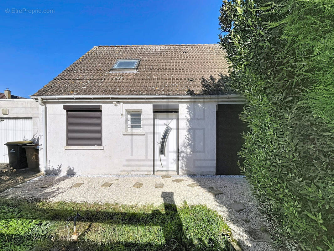 Maison à CROUY-EN-THELLE