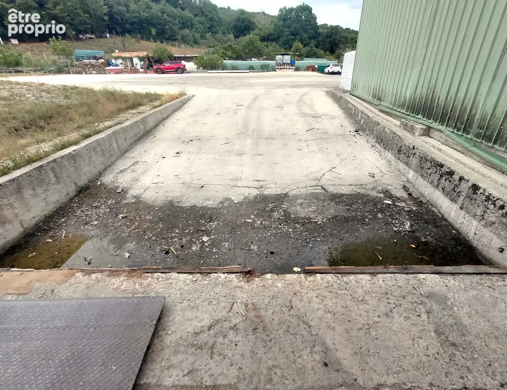 Entrepôt 800 m2 à vendre sur Vergt - photo 7