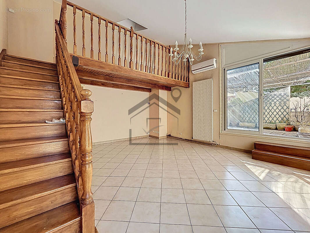 Appartement à VITROLLES