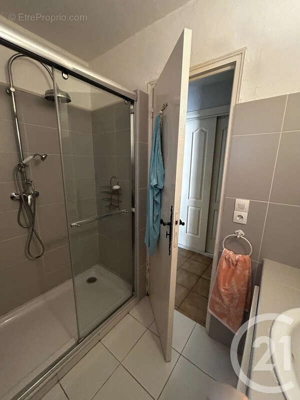 Maison 211 m² à Roquefort-Les-Pins  - photo 14