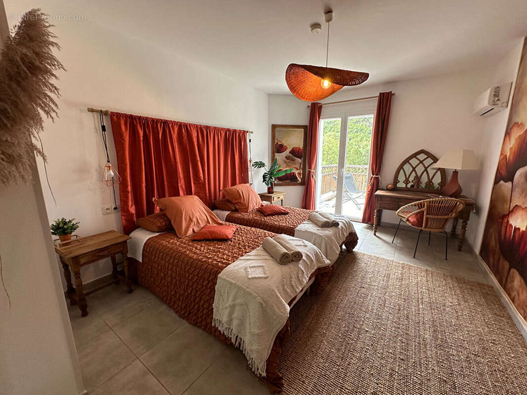 Maison 380m² à vignale - photo 9