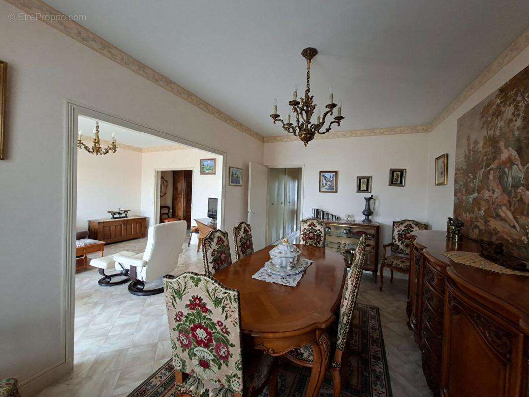 Appartement Montceau Les Mines 5 pièce(s) 108.5 m2 - photo 7
