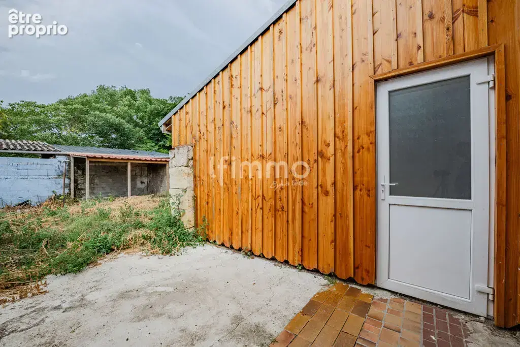 Maison en pierre à Salignac - photo 2