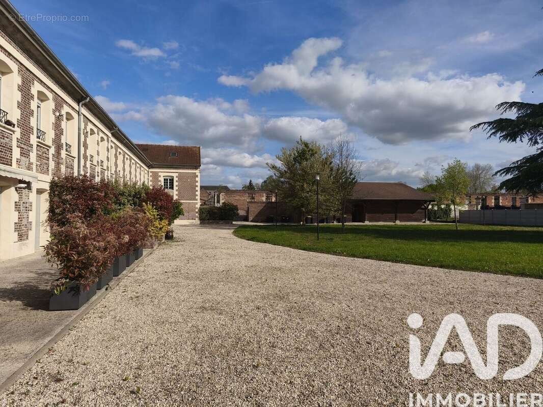 Appartement 154 m² à La Fere  - photo 2