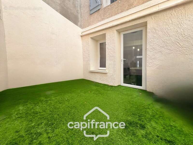 Maison à SAINT-CANNAT