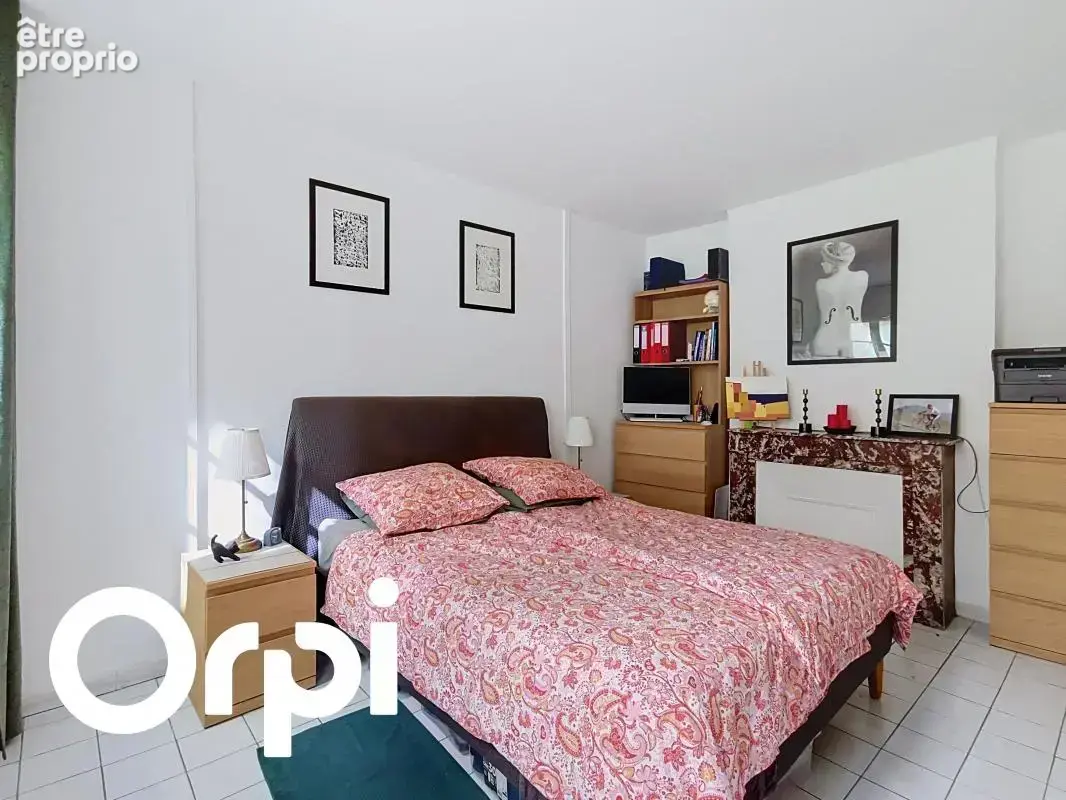 A vendre Centre ville de TOULON (83000), rue d'Alger - T3 58m² - photo 7