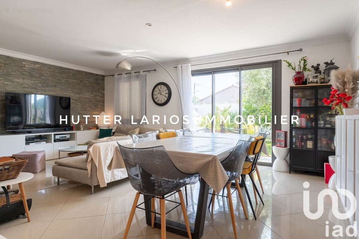 Photo 5 - Maison à SOLLIES-VILLE