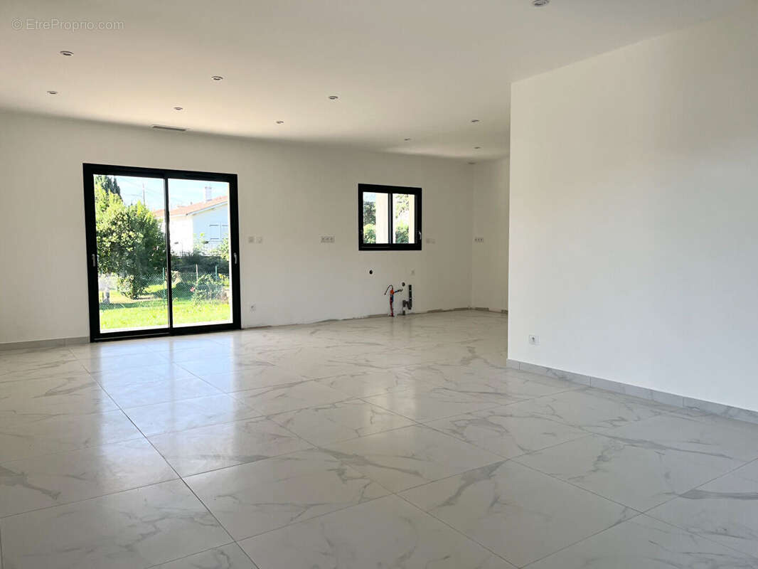 Villeneuve-sur-Lot, maison neuve contemporaine (RT 2020) de plain pied - photo 6