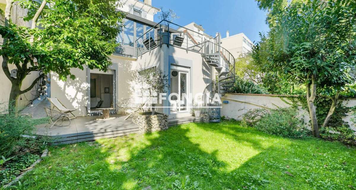 Maison à LE PLESSIS-ROBINSON