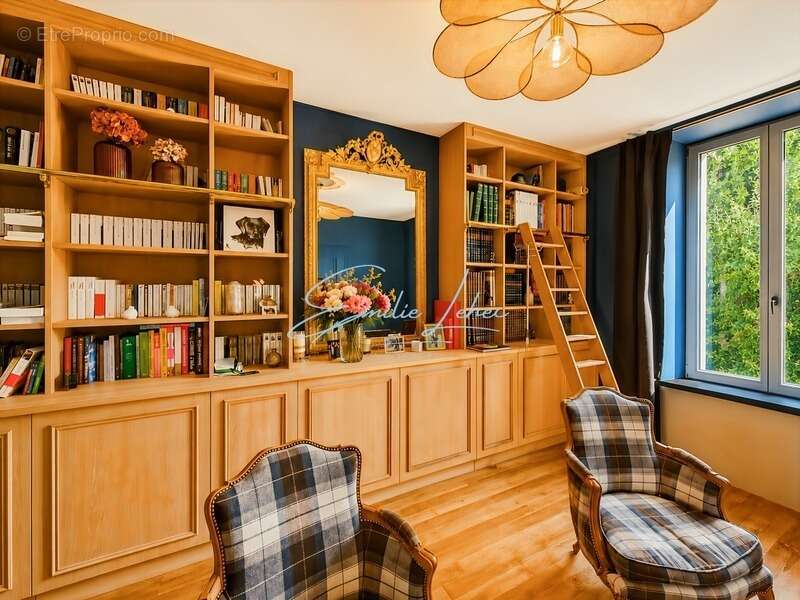 Melgven – Propriété de caractère de 197 m² avec dépendances en pierre sur plus de 8 600 m² de terrain - photo 7