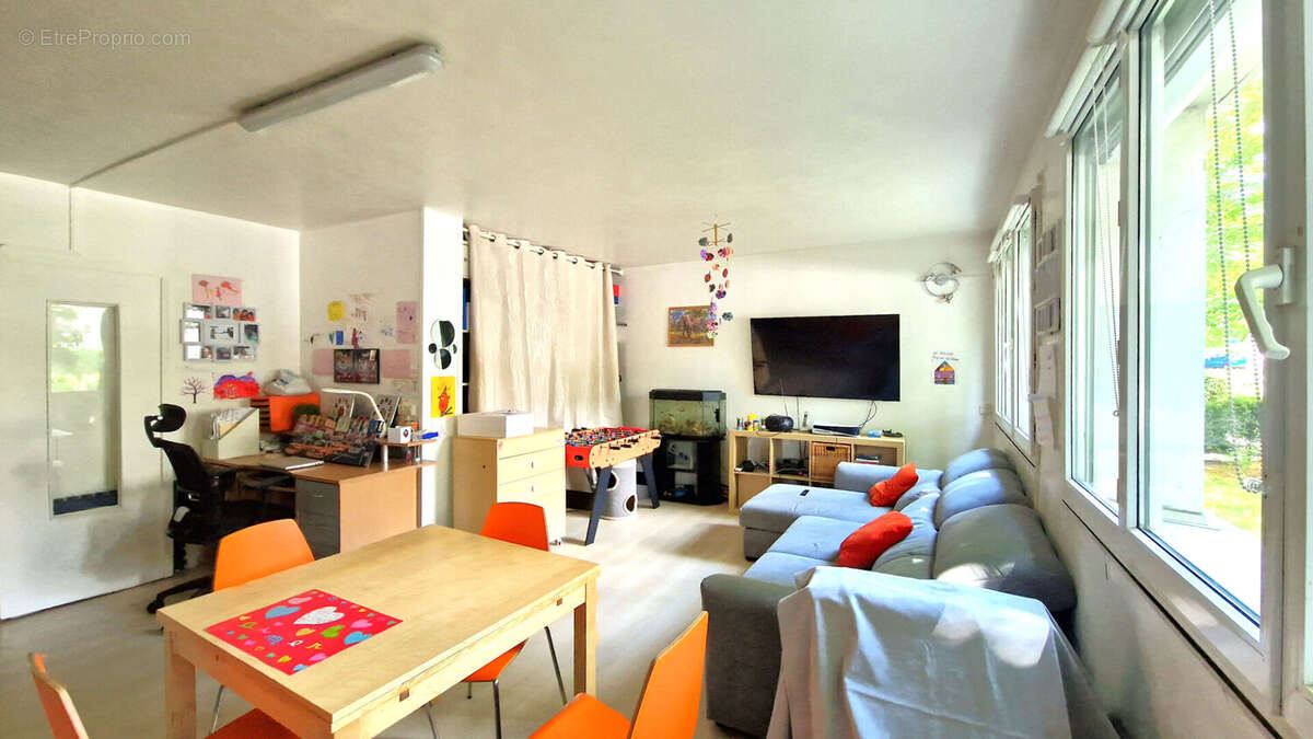 Appartement à MAISONS-ALFORT