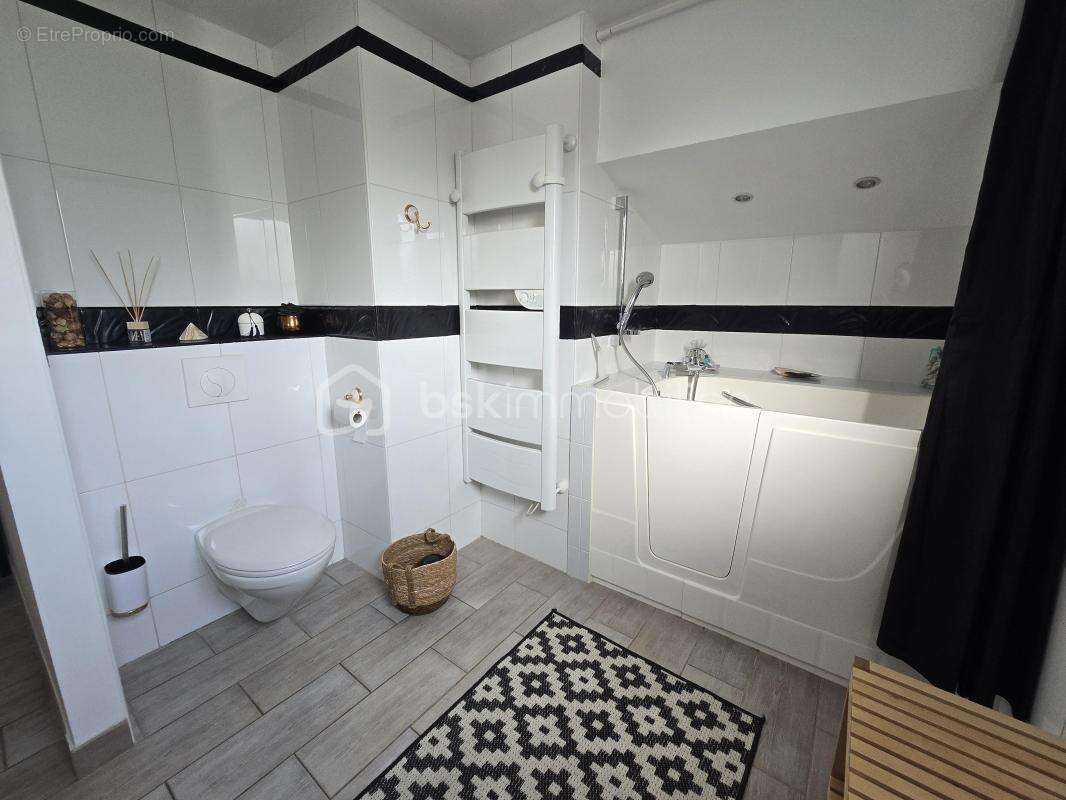 Maison à BALARUC-LE-VIEUX