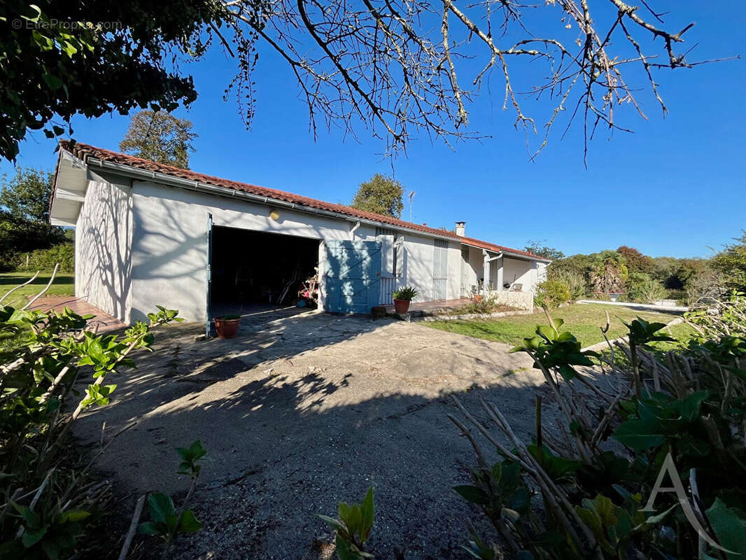 Maison à SAINT-VINCENT-DE-TYROSSE
