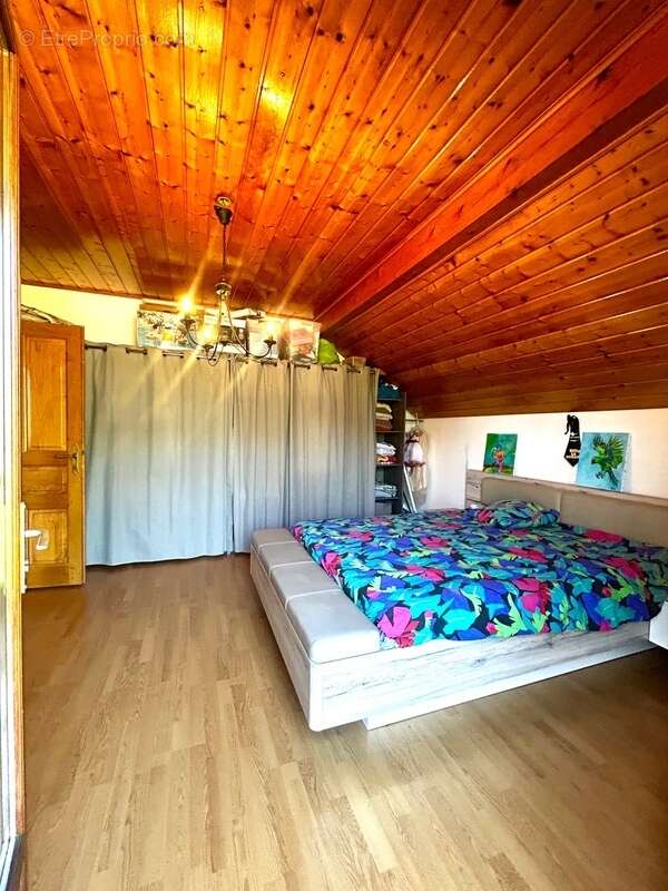 Maison à SAINTE-HELENE-SUR-ISERE