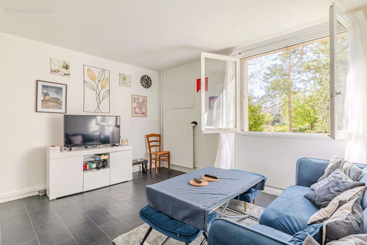 Appartement à EPINAY-SUR-SEINE