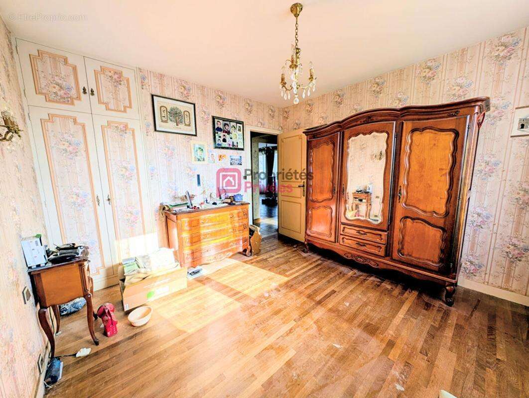Maison à SAINT-BERTHEVIN