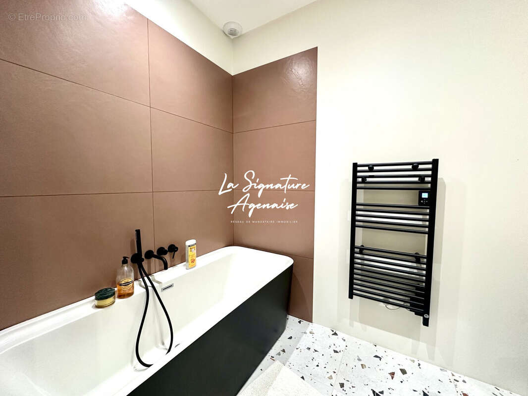 Maison à LE PASSAGE