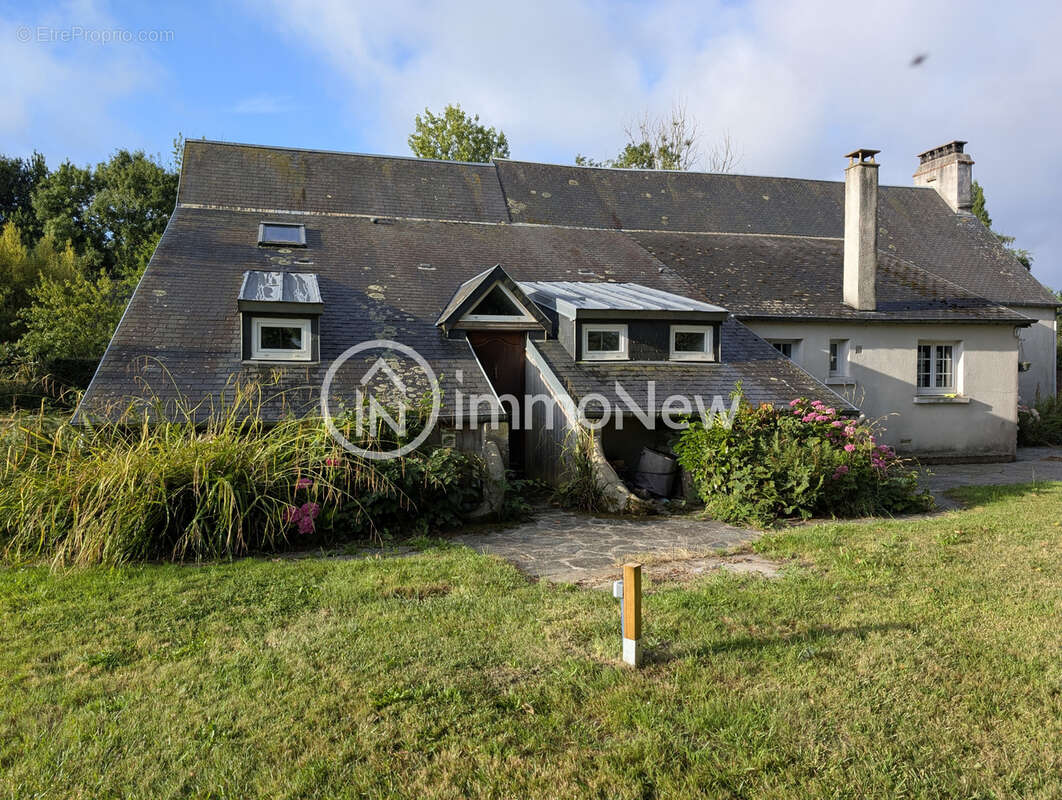 Propriéte de 202 M2 sur un terrain constructible de 1565 m2 - photo 13