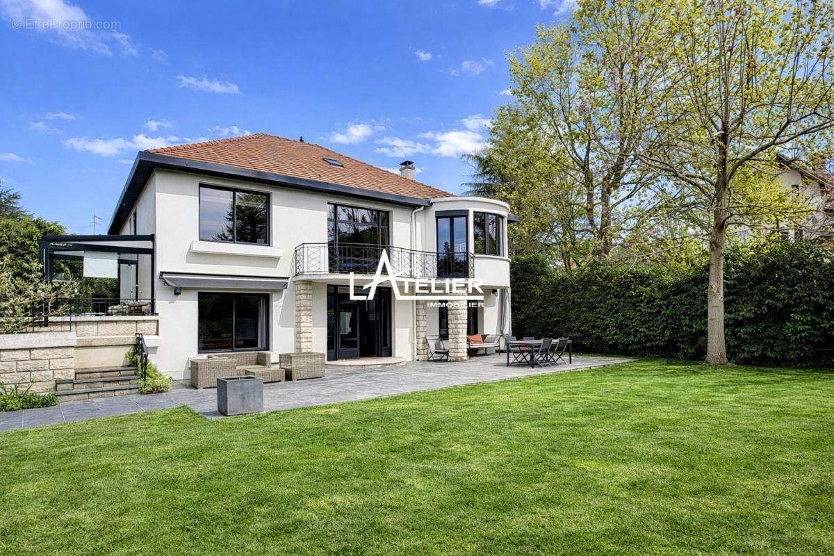 Maison à SAINT-GERMAIN-EN-LAYE