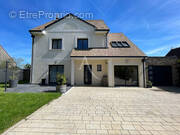 Maison à CHEVRY-COSSIGNY