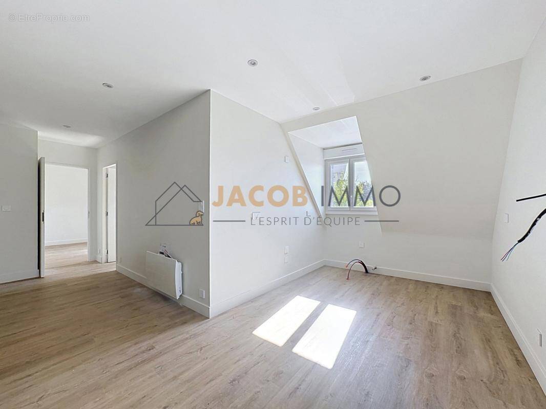 Appartement à GUIPRONVEL