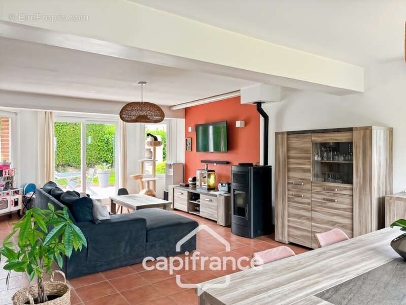 Maison à NOTRE-DAME-D&#039;ALIERMONT