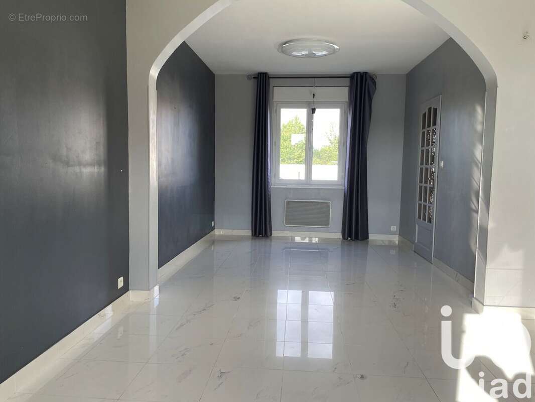 Photo 2 - Maison à BERRY-AU-BAC