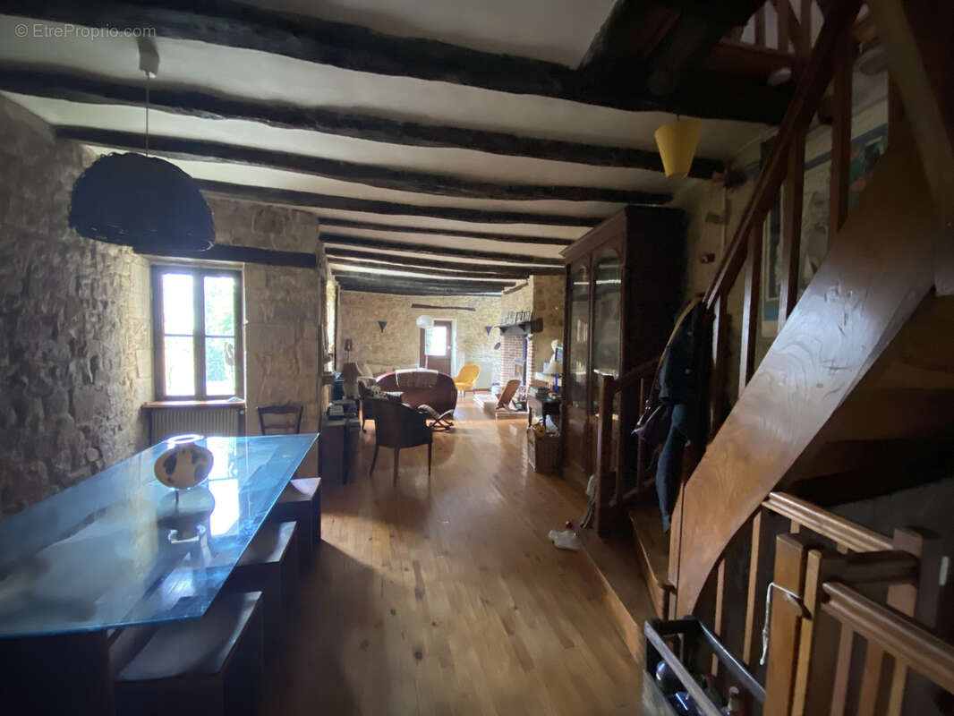 Maison à PONTCIRQ