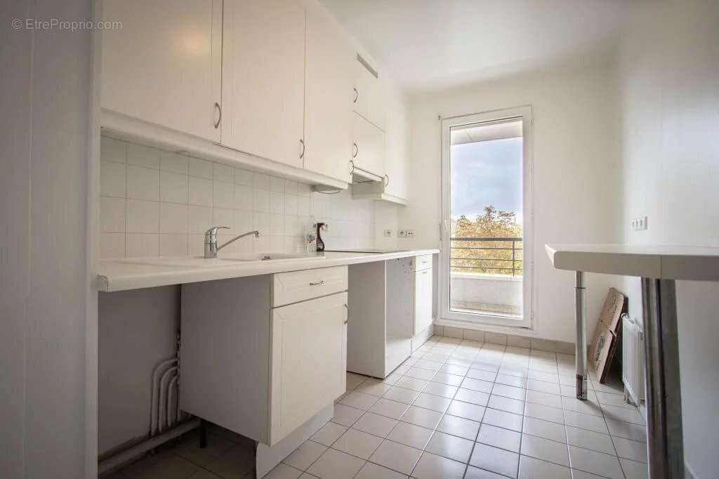 Appartement à LEVALLOIS-PERRET