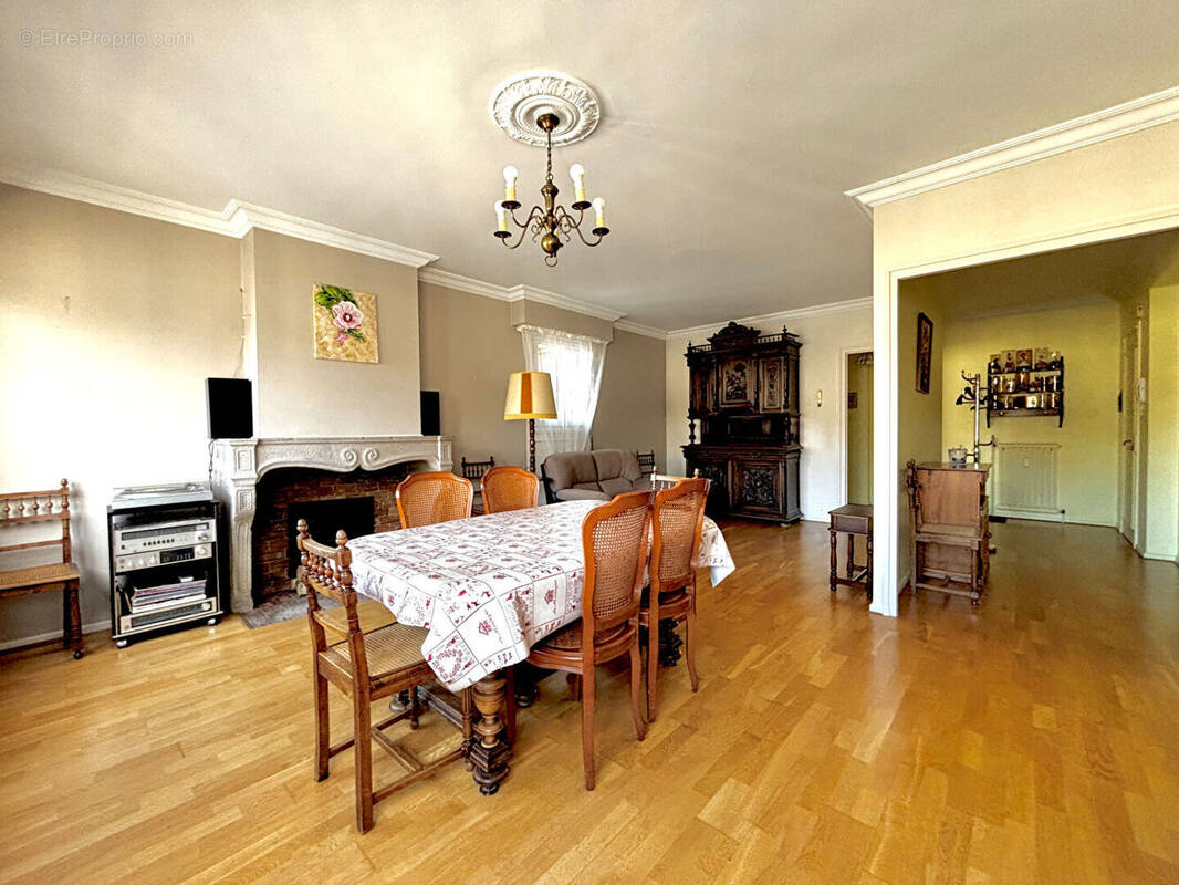 Appartement à SAINT-ETIENNE