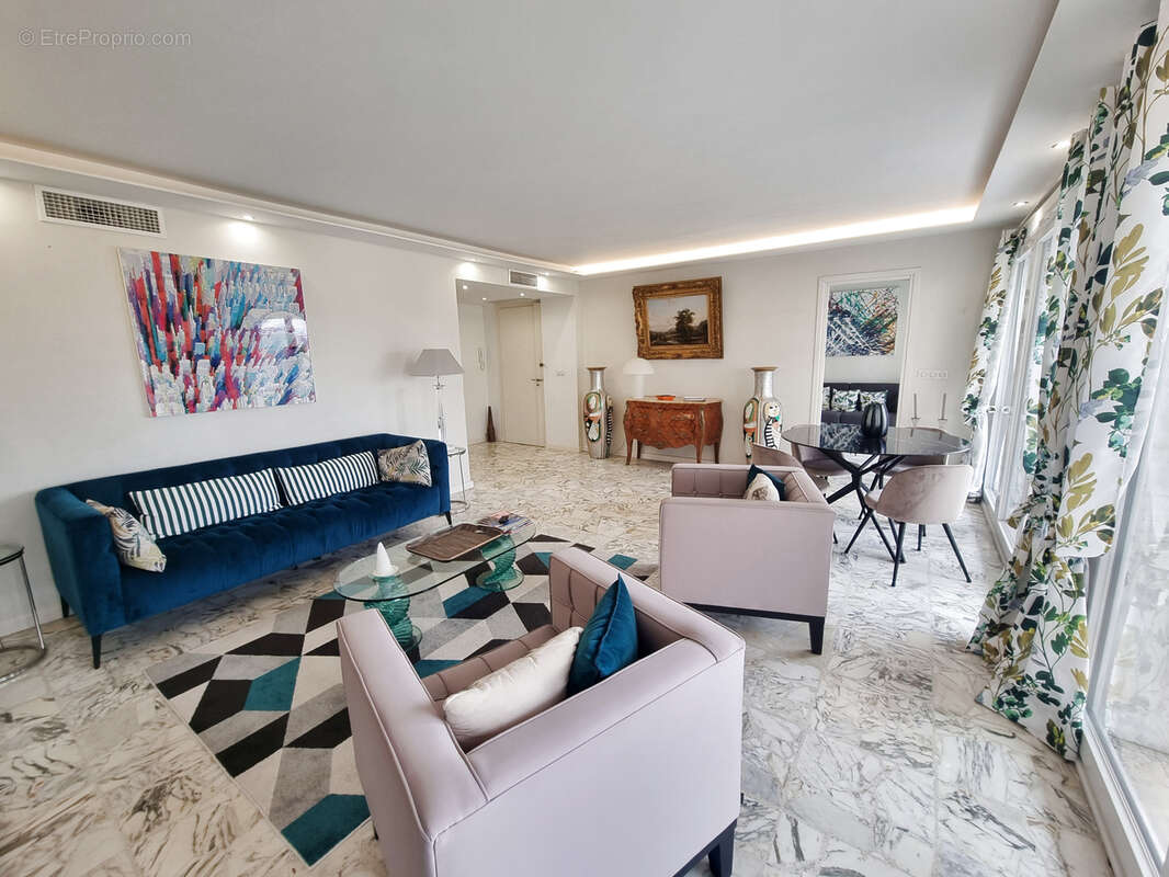 Cannes basse californie t3/t4 de 94m2 terrasses sud 40m2 garage cave - photo 2