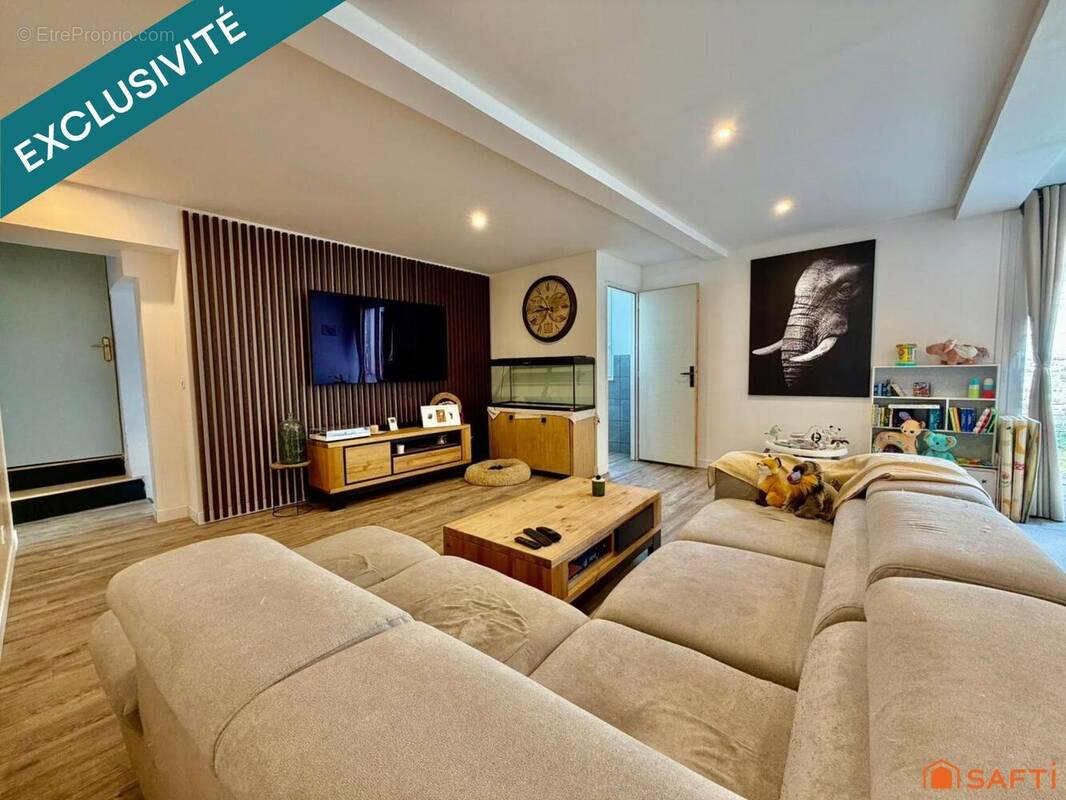 Photo 1 - Maison à MALAUNAY