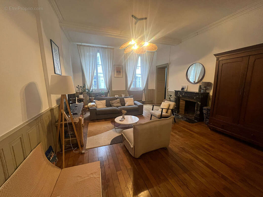 Appartement à LONS-LE-SAUNIER