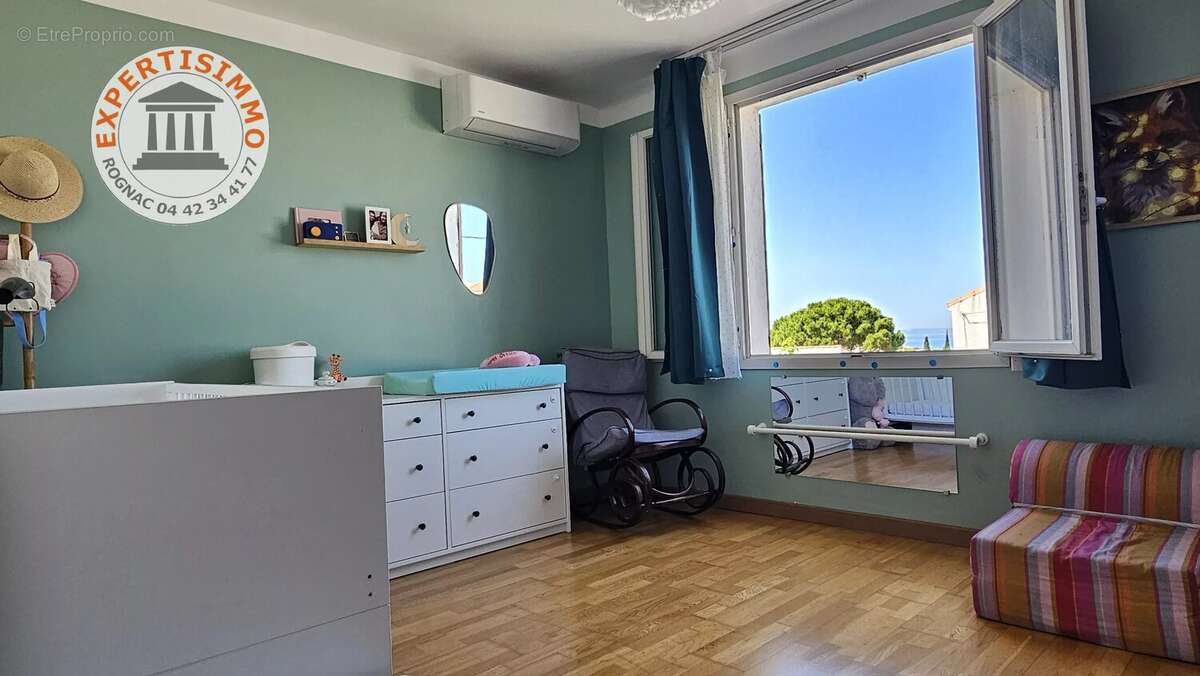 Appartement à ROGNAC