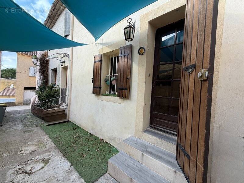 Maison à MALLEMORT