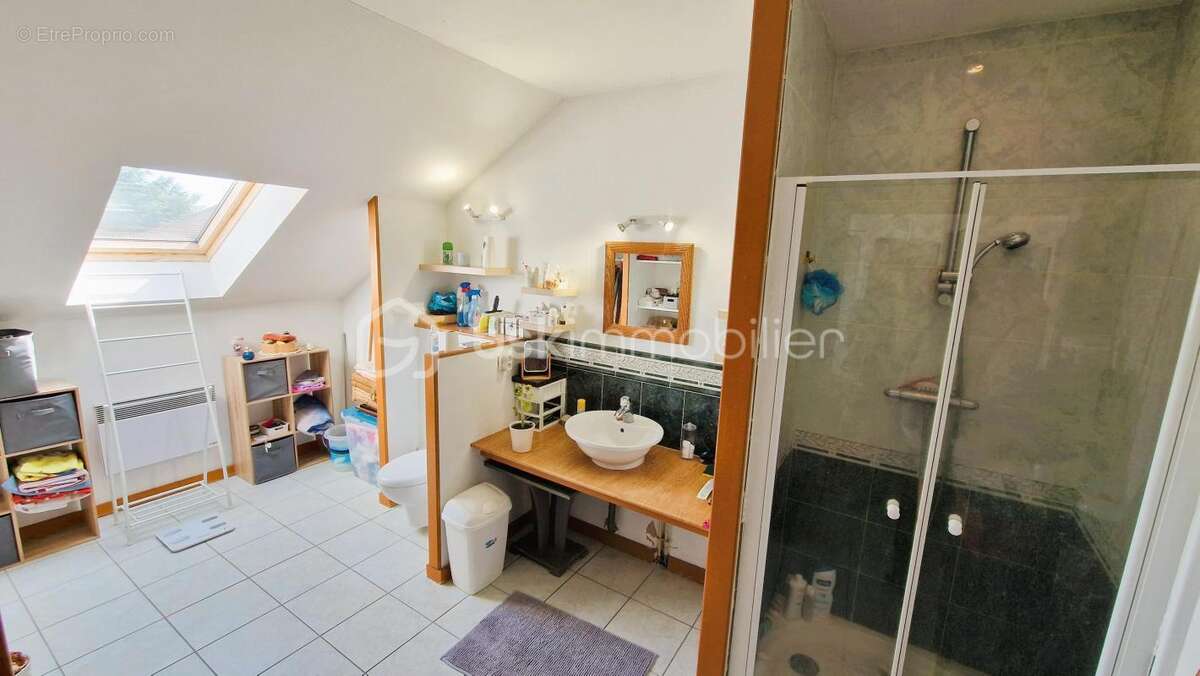 Maison d'architecte 5 chambres – 220 m² utiles – Secteur recherché de Douai, à proximité immédiate de la Faculté de Droit - photo 9