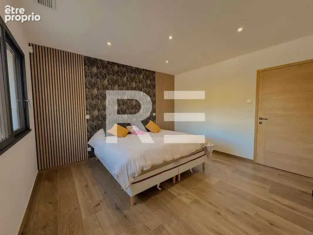 Magnifique villa contemporaine de plain-pied avec piscine - photo 19