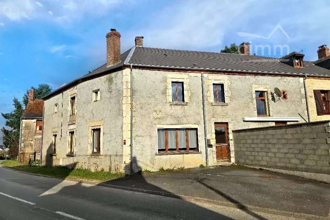 Maison à SAINT-MARTIN-D'AUXIGNY