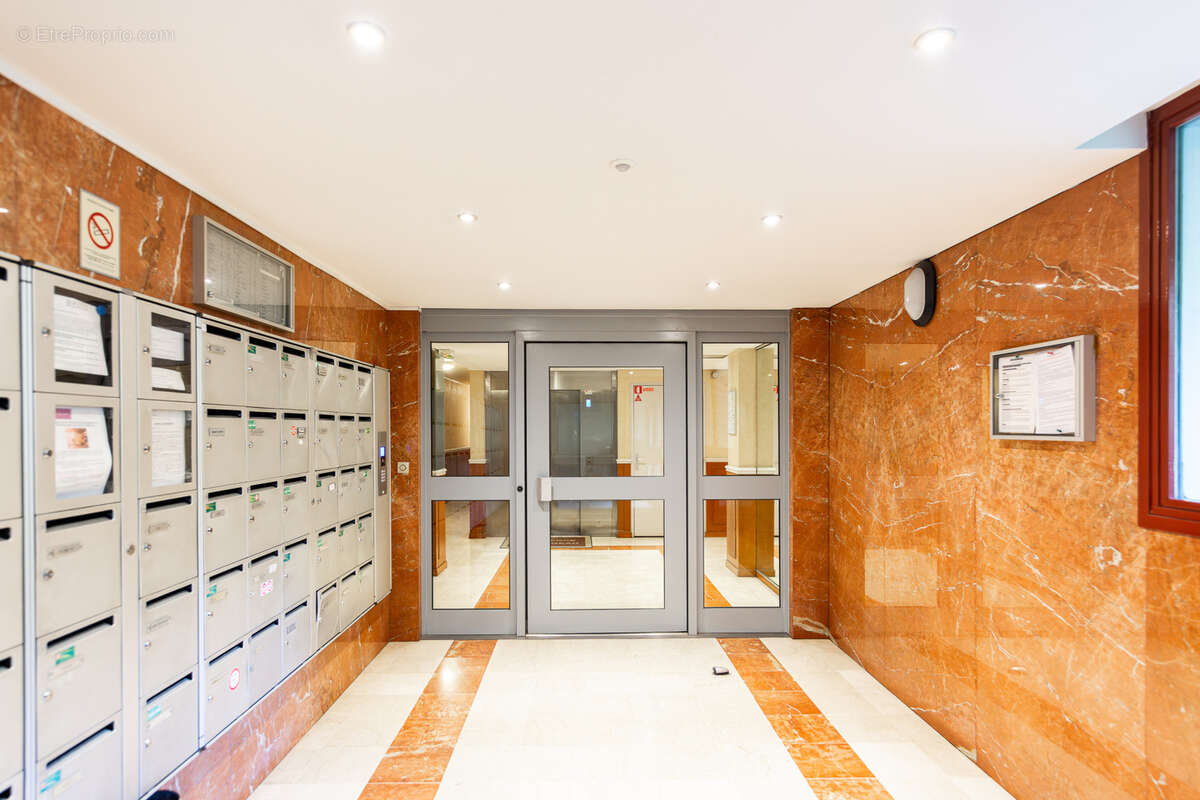 Appartement à PARIS-20E