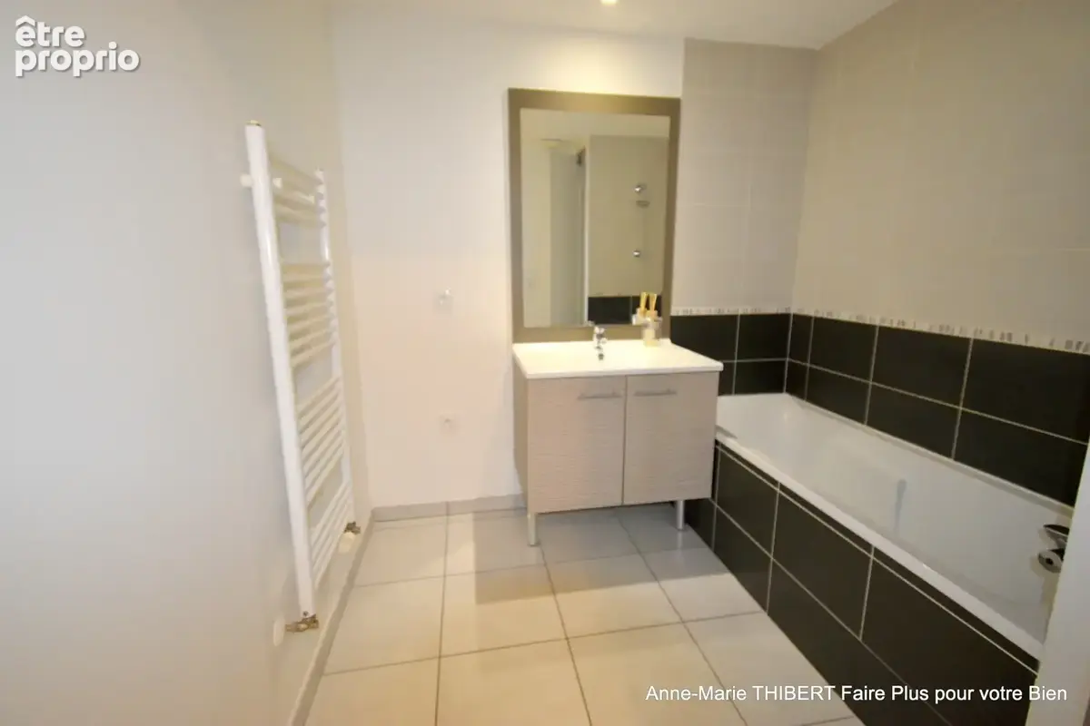 Appartement à vendre 3 pièces LYON 8EME ARRONDISSEMENT (69) avec grand garage - photo 11