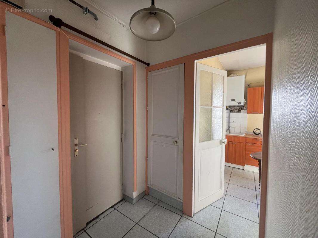 Appartement 2 pièces de 42 m² à Villeurbanne - photo 3