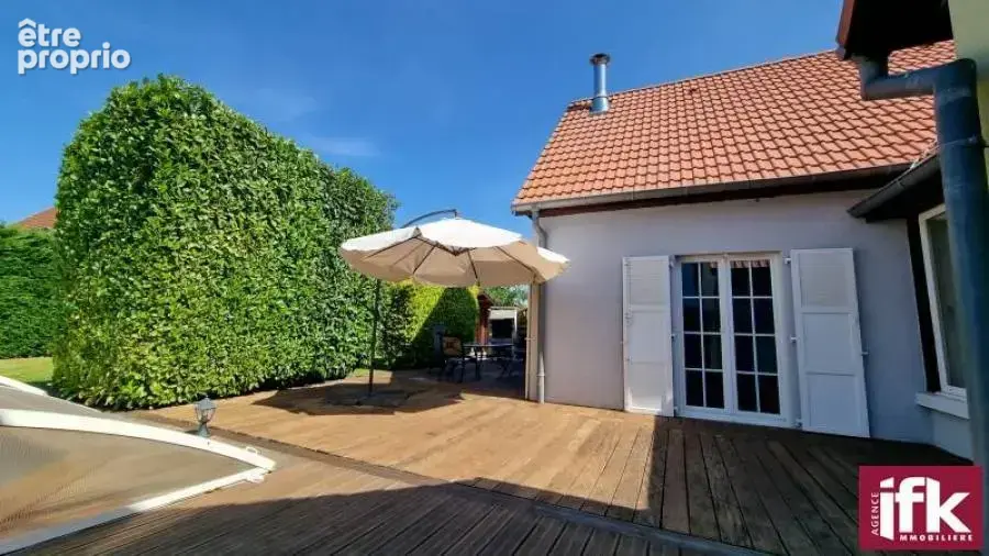 WICKERSCHWIHR – Maison meublée avec gîte et piscine - photo 1