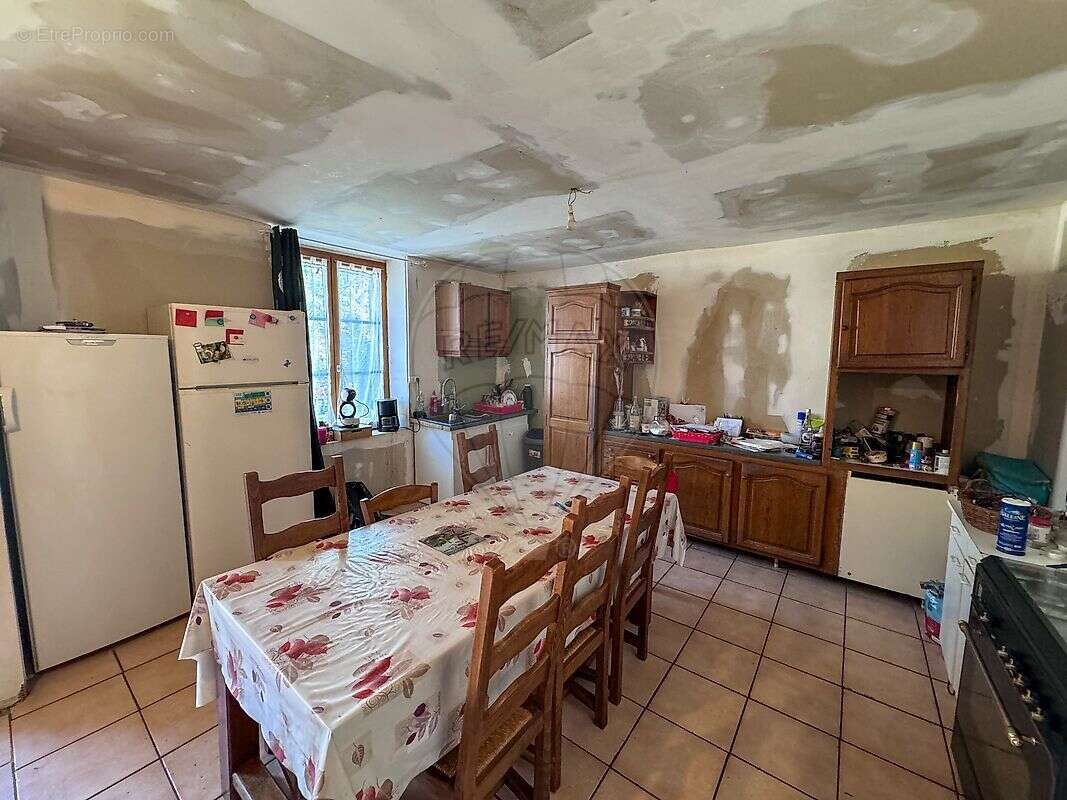Maison à AZANNES-ET-SOUMAZANNES