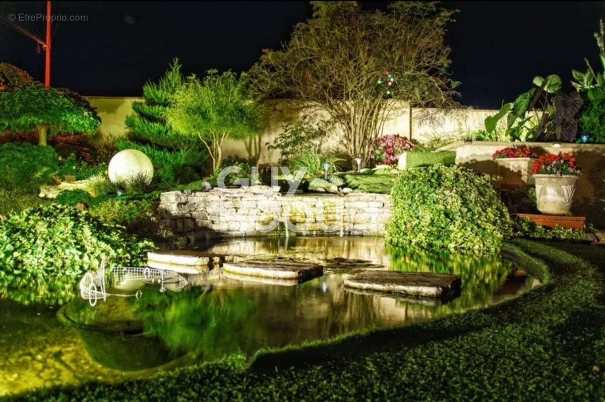 Maison à PORT-SUR-SAONE