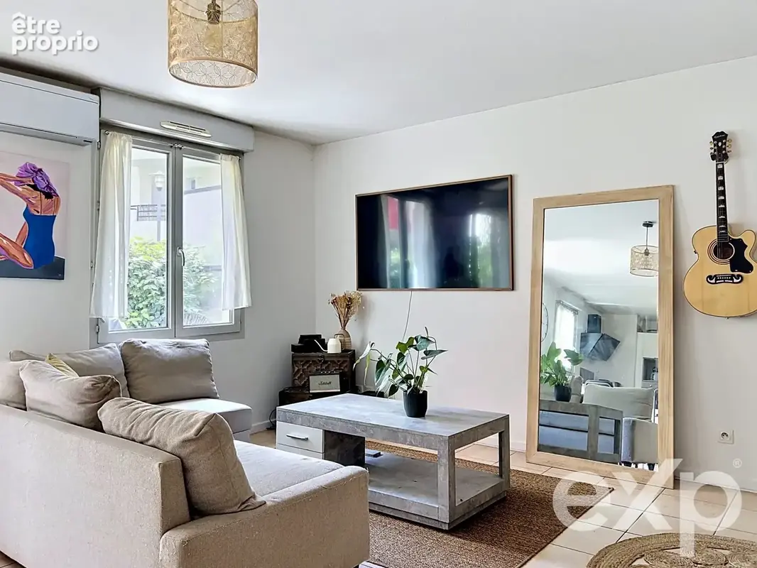 Appartement à LYON-8E