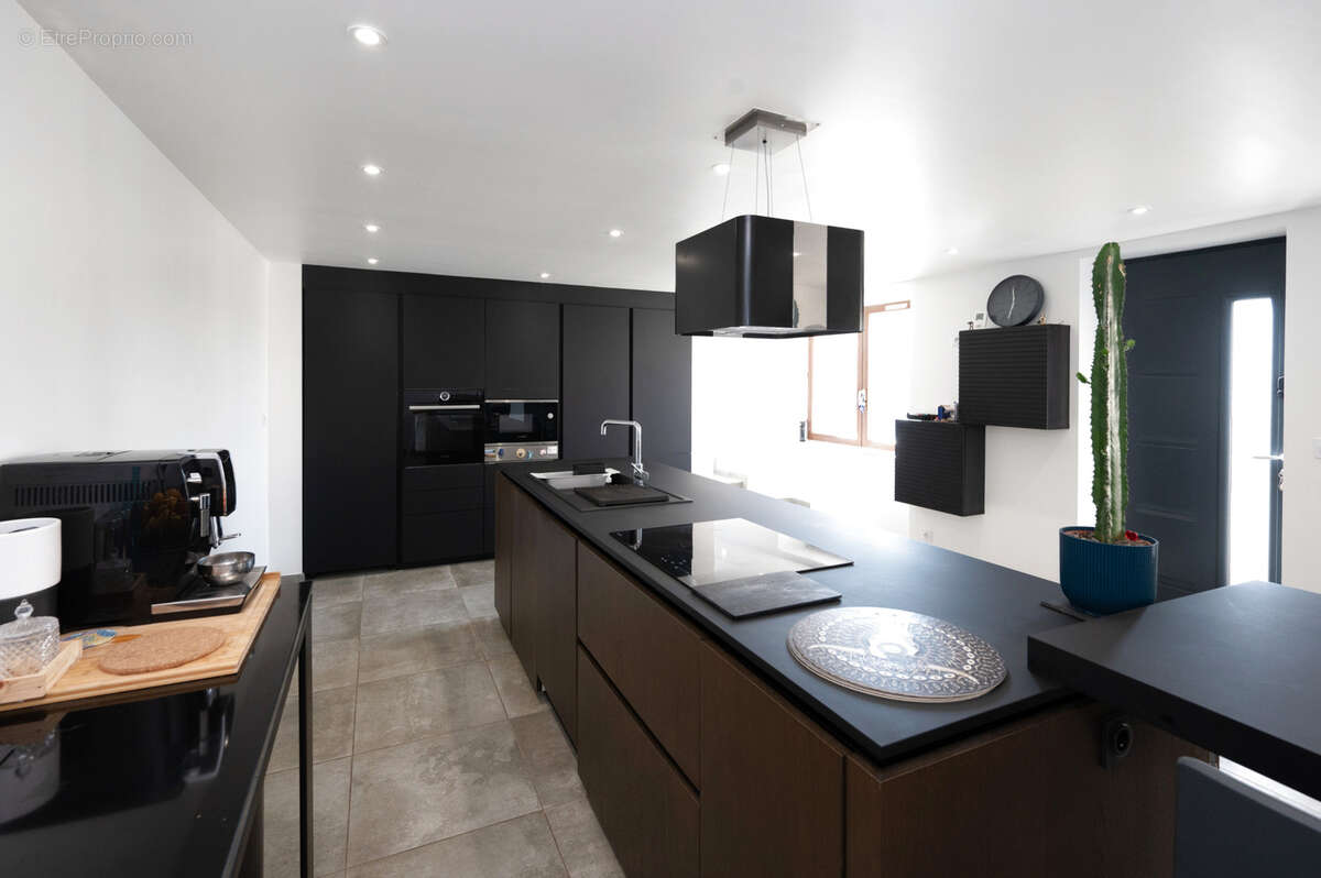 Maison à SAINT-BARDOUX