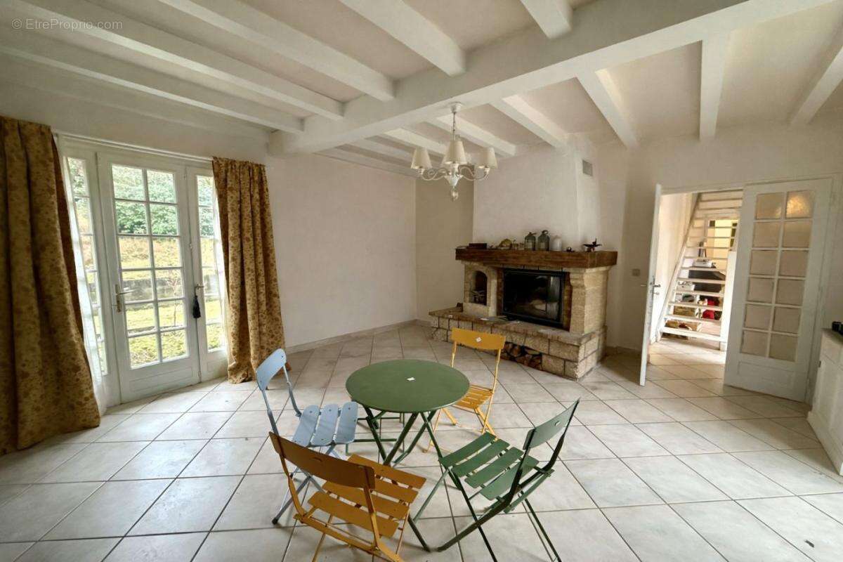Maison à BAHUS-SOUBIRAN