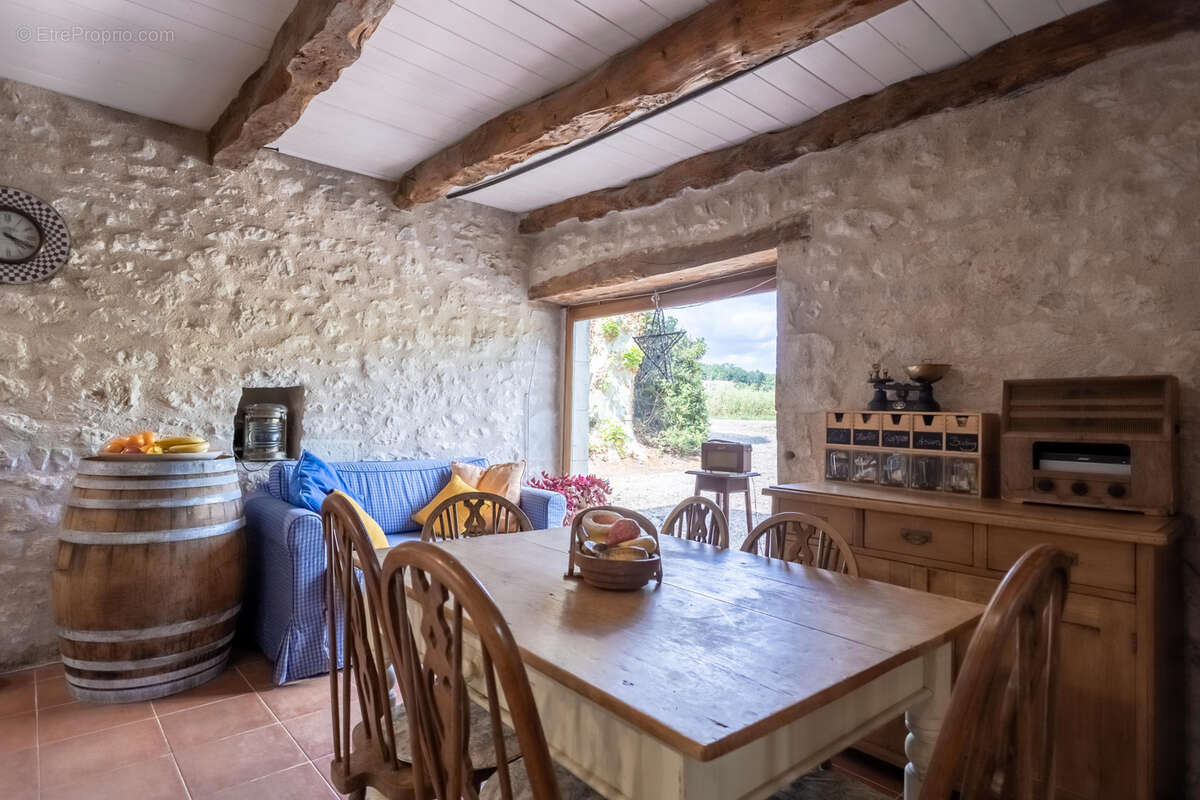 Maison à LAUZERTE